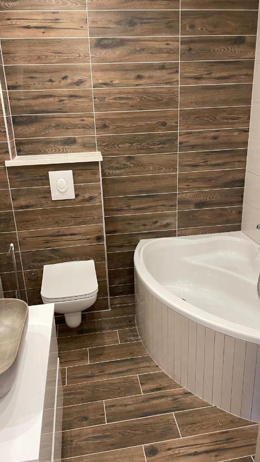 Luxury Apartman Bili Подгора Екстериор снимка