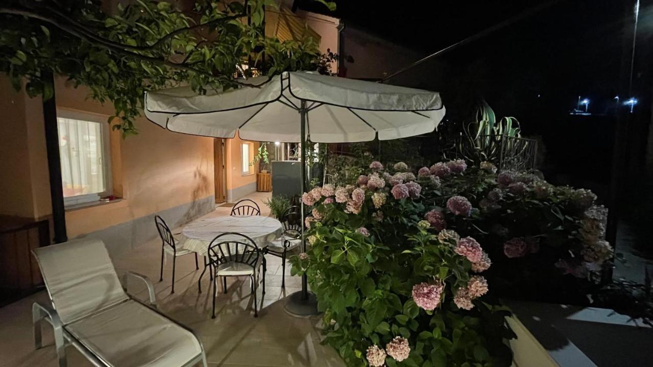 Luxury Apartman Bili Подгора Екстериор снимка