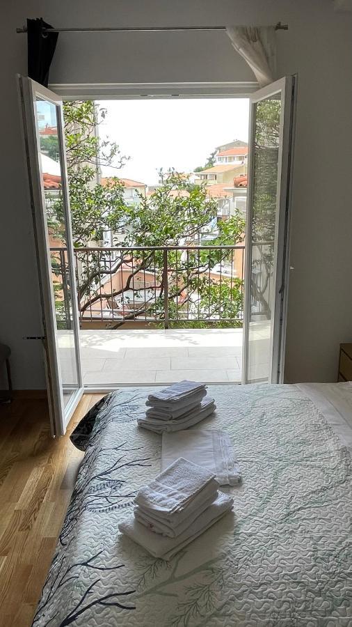 Luxury Apartman Bili Подгора Екстериор снимка